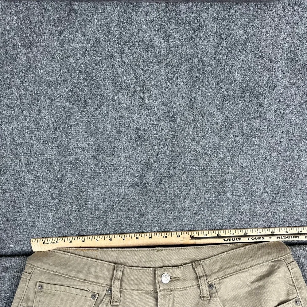Levis 505‎ Jeans Mens Size 36x30 Beige Straight Fit Classic Casual Denim Pants